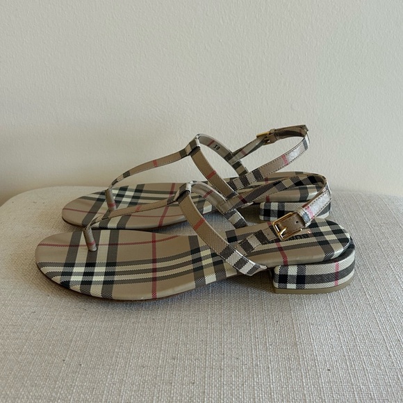 Burberry Emily Check Sandals - Picture 3 of 10